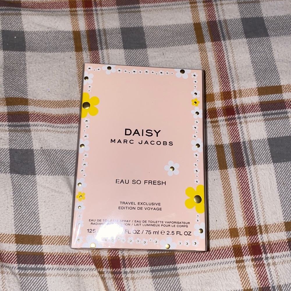 Daisy Marc jacobs perfume